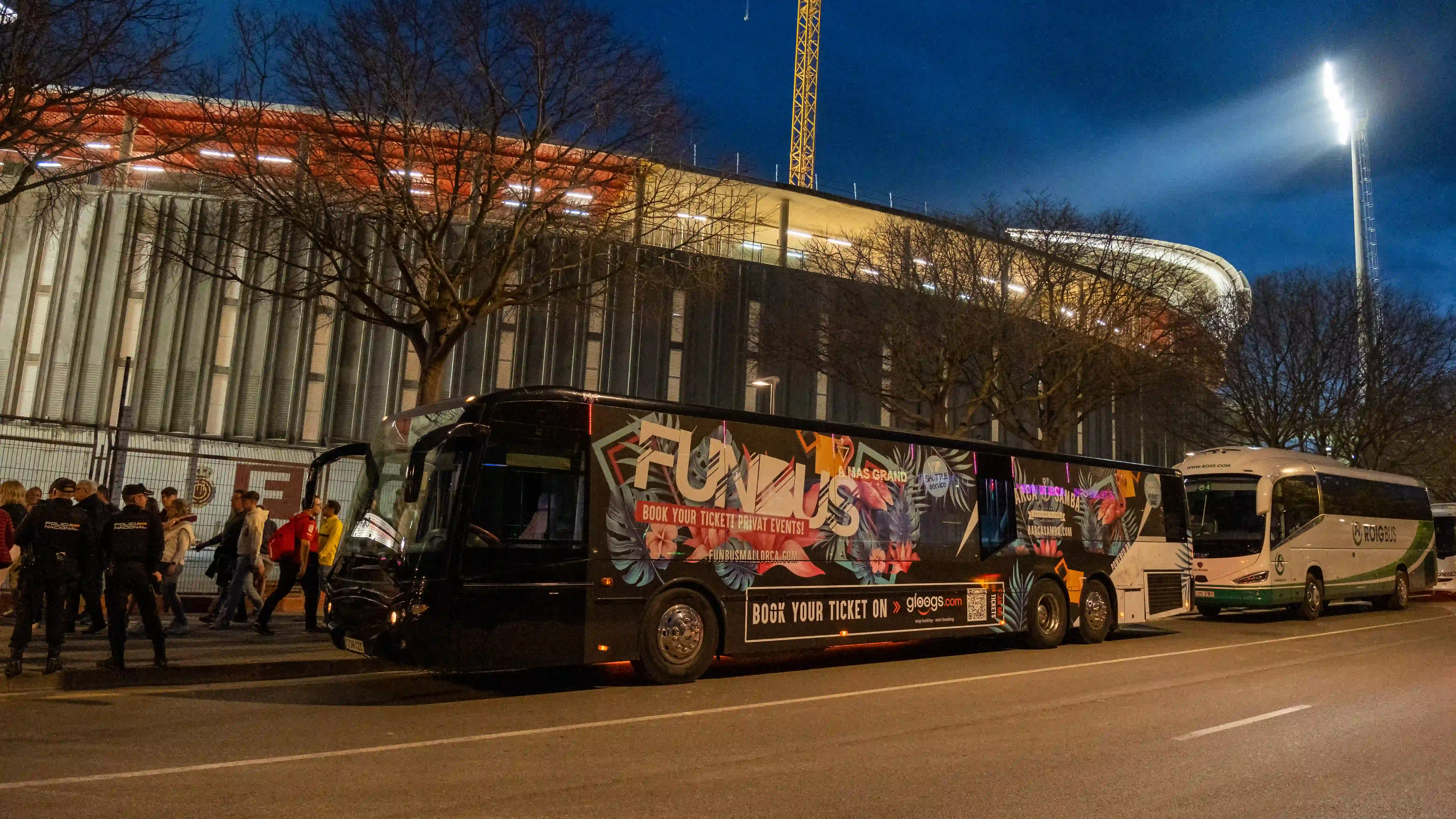 Discobus Mallorca - party bus